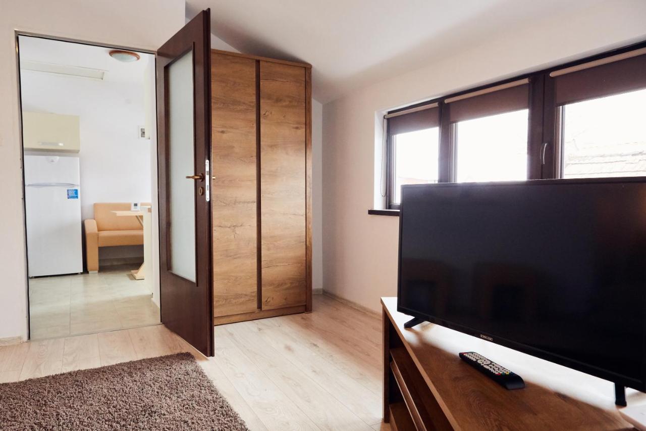 Apartament Modern Braşov Esterno foto