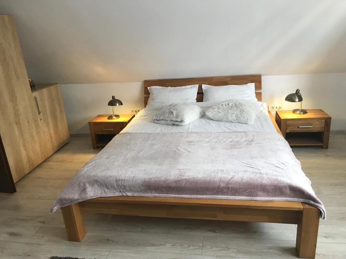 Apartament Modern Braşov Esterno foto