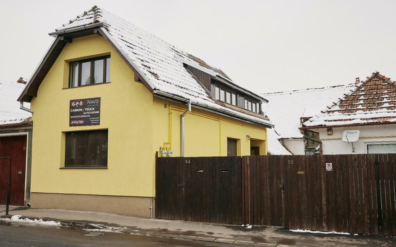 Apartament Modern Braşov Esterno foto